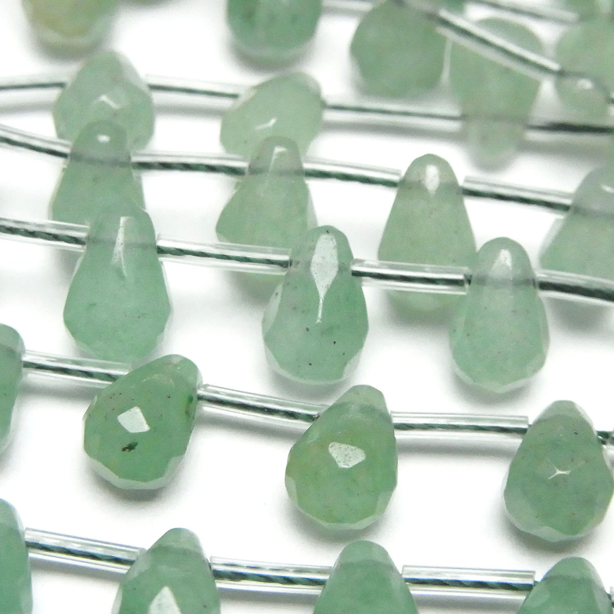 Aventurine Verte Goutte Facettée 9x6x6mm demi ou 1 fil perles (env. 16inch/40cm)