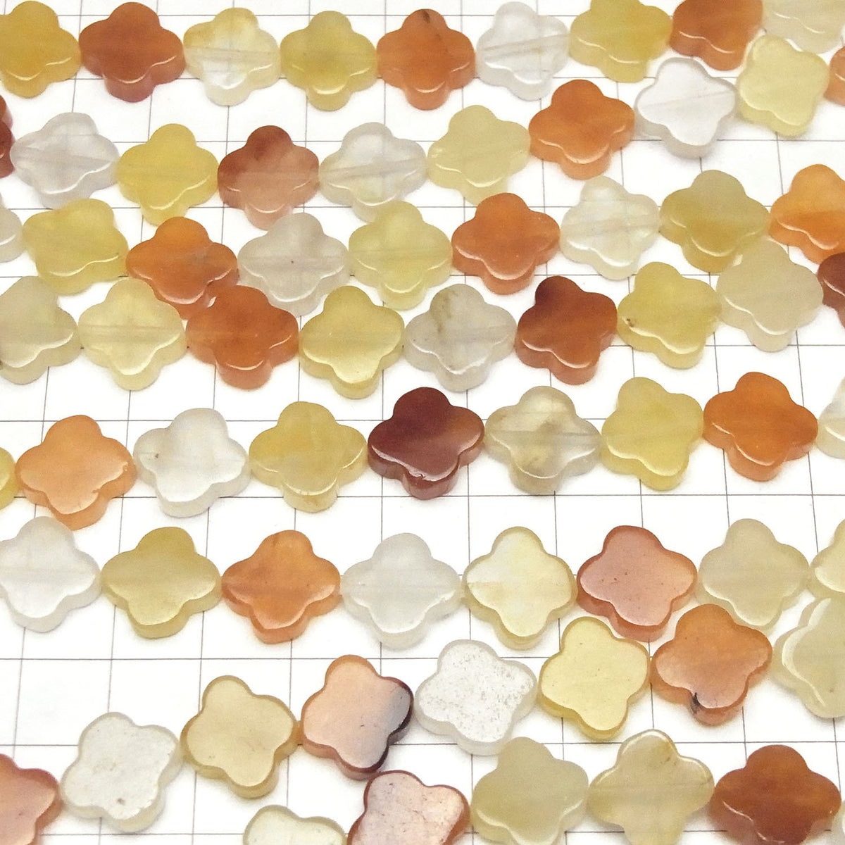 Perles en aventurine orange et jaune motif fleur 13x13mm, 1 fil (environ 36cm)
