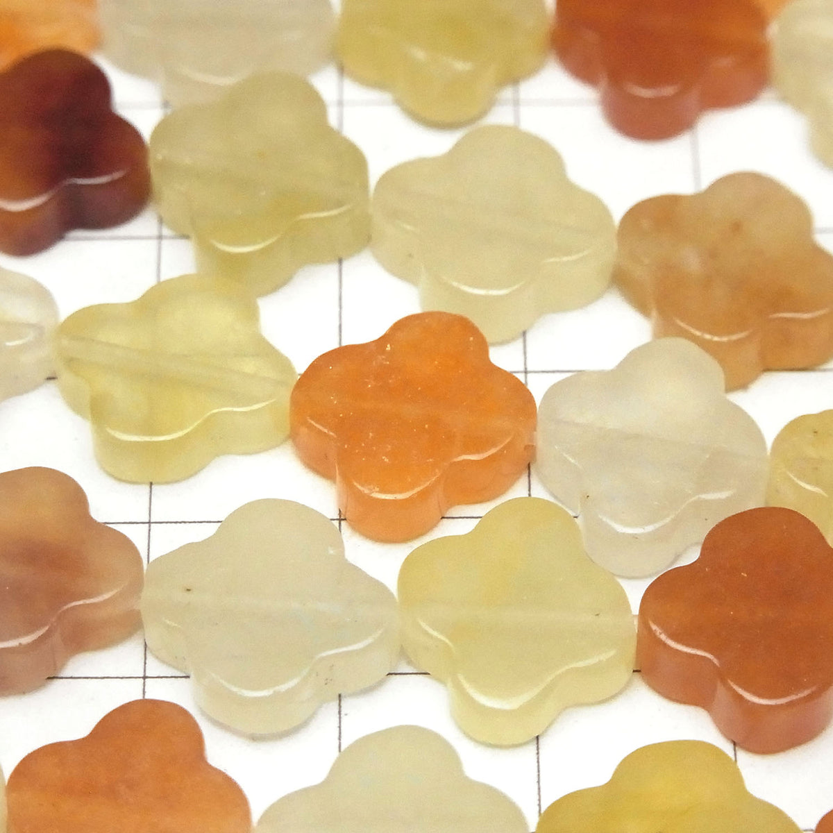 Perles en aventurine orange et jaune motif fleur 13x13mm, 1 fil (environ 36cm)
