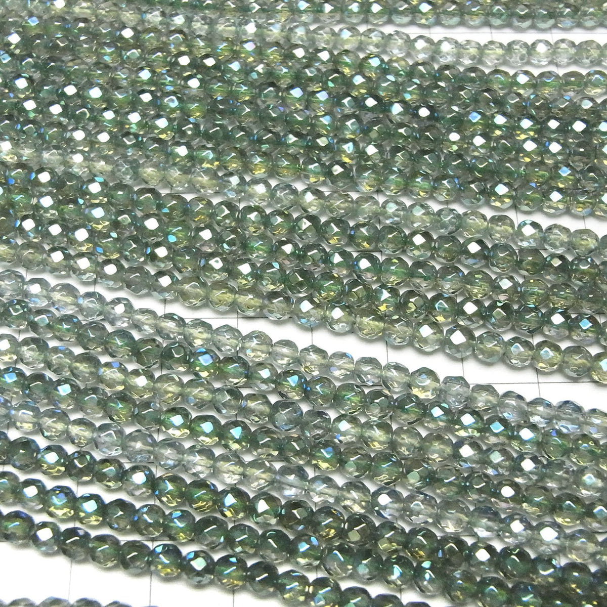 Quartz Cristal vert flash 32 Facettes Rondes 4 mm demi ou 1 brin de perles (env. 15 pouces / 37 cm)