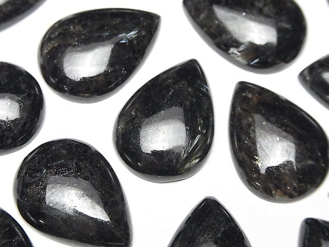 Nuummite Pear shape Cabochon 25x18mm 1pc