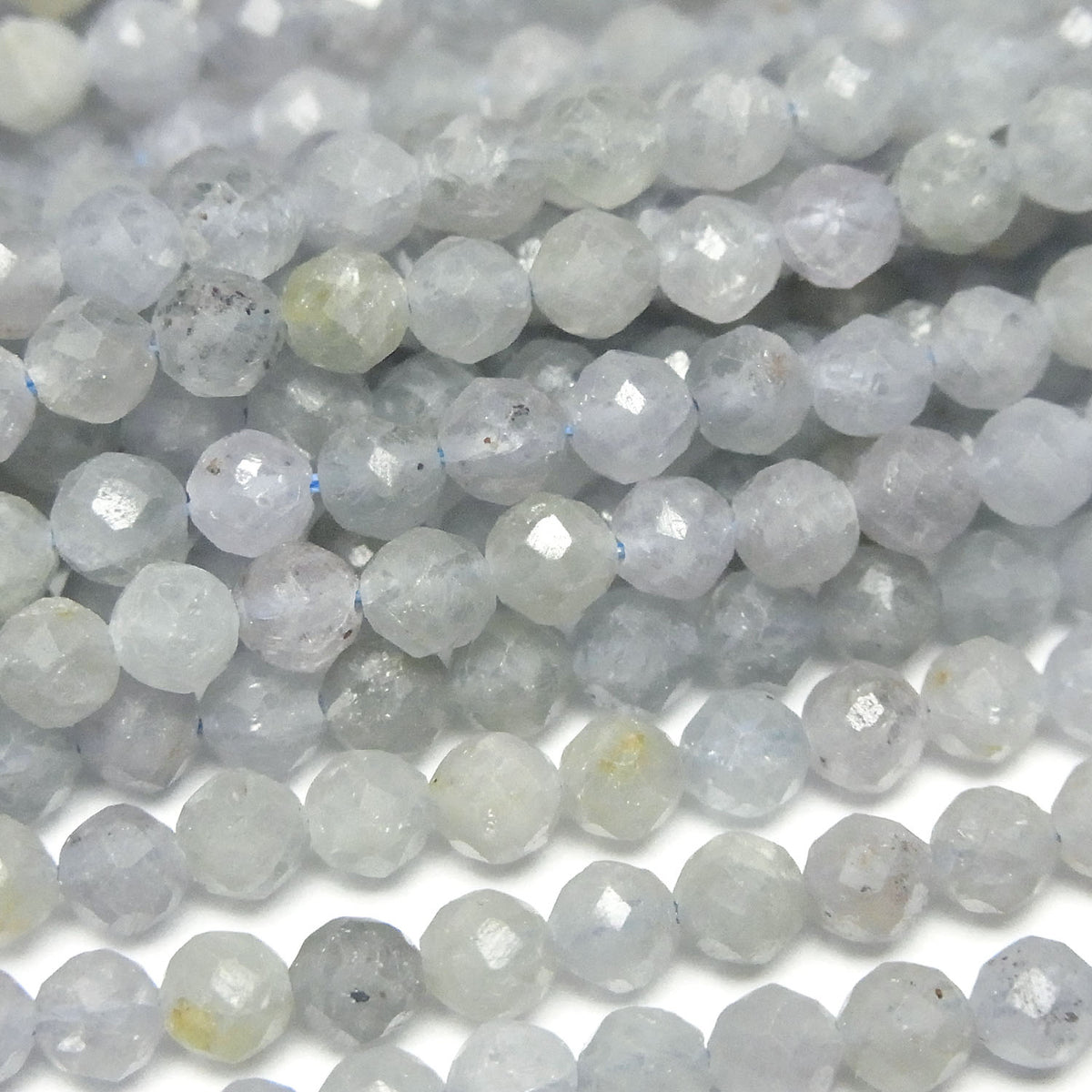 High Quality! Sky Sapphire Faceted Round 4mm 1strand beads (approx. 15 inches/36 cm)
