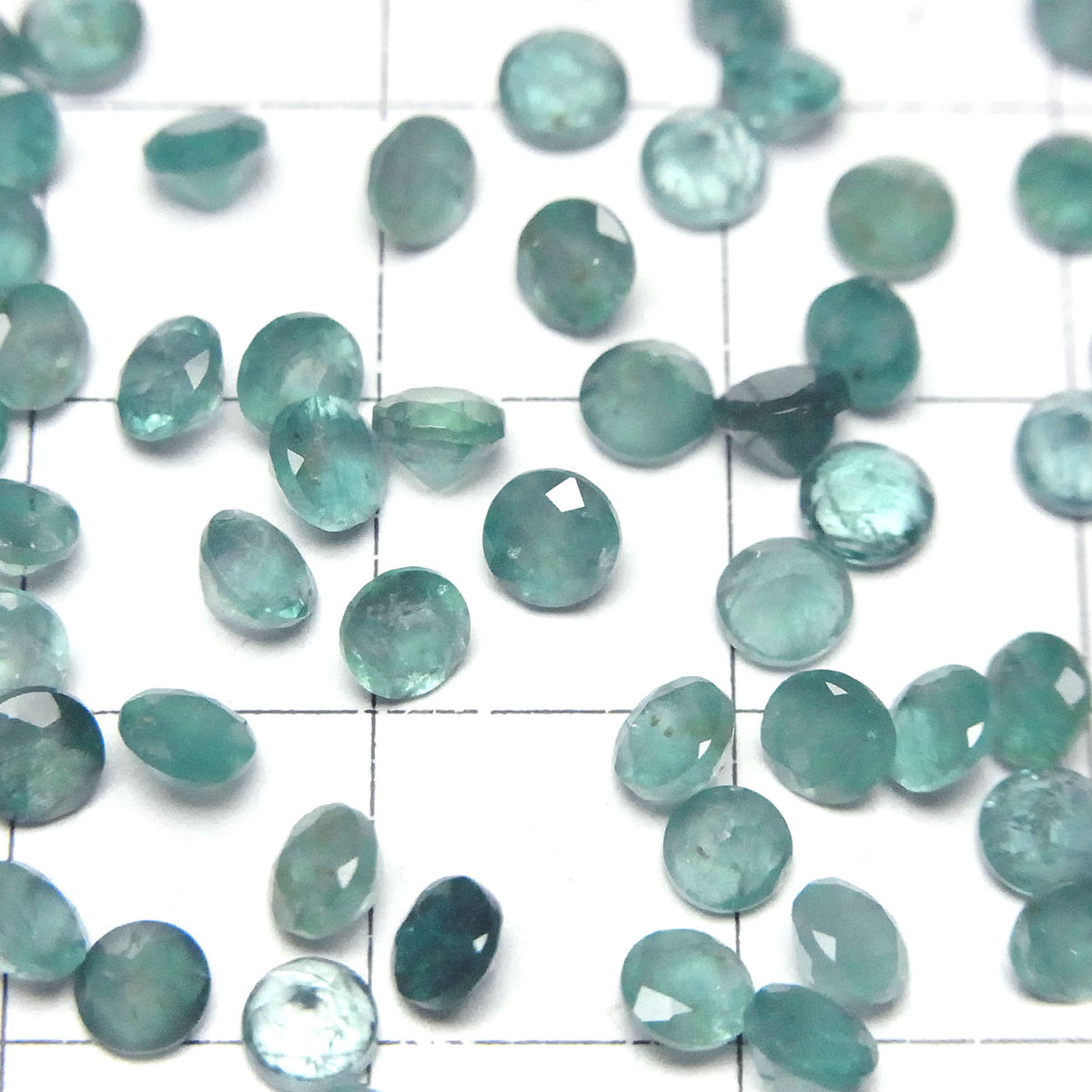 Grandidierit AAA- lose Steine rund facettiert 4x4mm 5 Stück