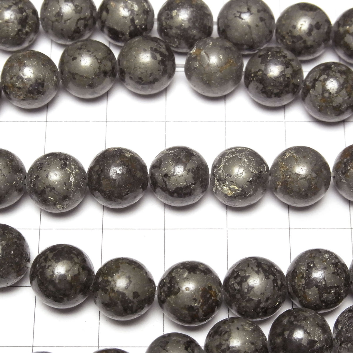 Pyrite Matrice Ronde 10 mm demi ou 1 fil de perles (environ 14 pouces/35 cm)