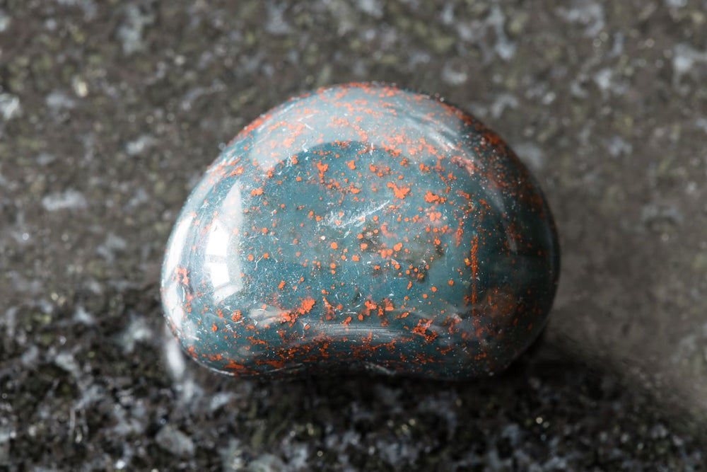 Bloodstone Meaning, Properties, Types & Jewelry Guide