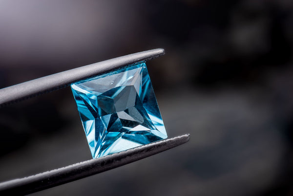 Blue Topaz, crystal meaning and properties