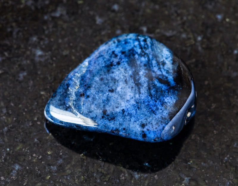 Dumortierite, stone meaning and properties