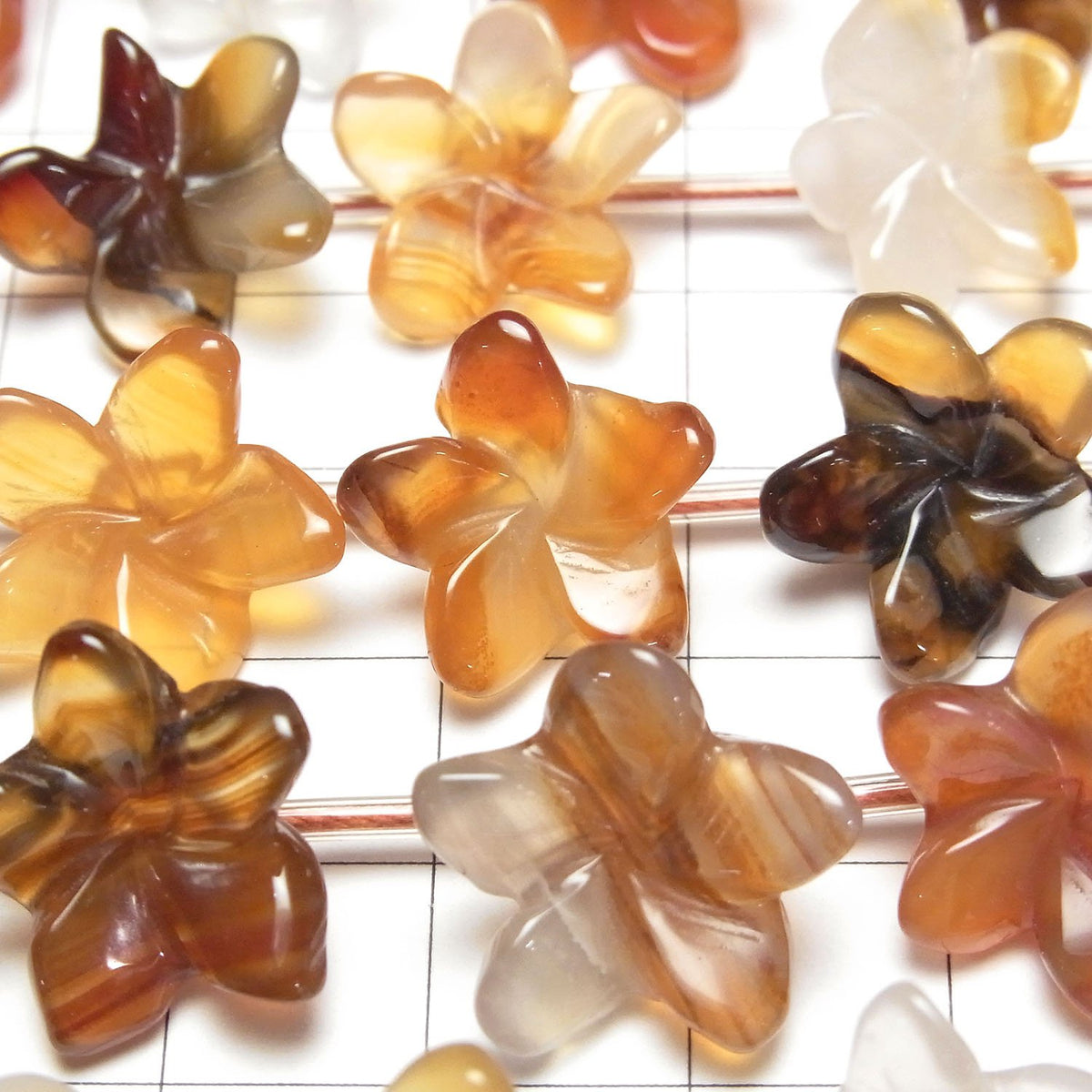 Fleur de Cornaline Mixte, 1 fil de perles (env. 36 cm/15 pouces)