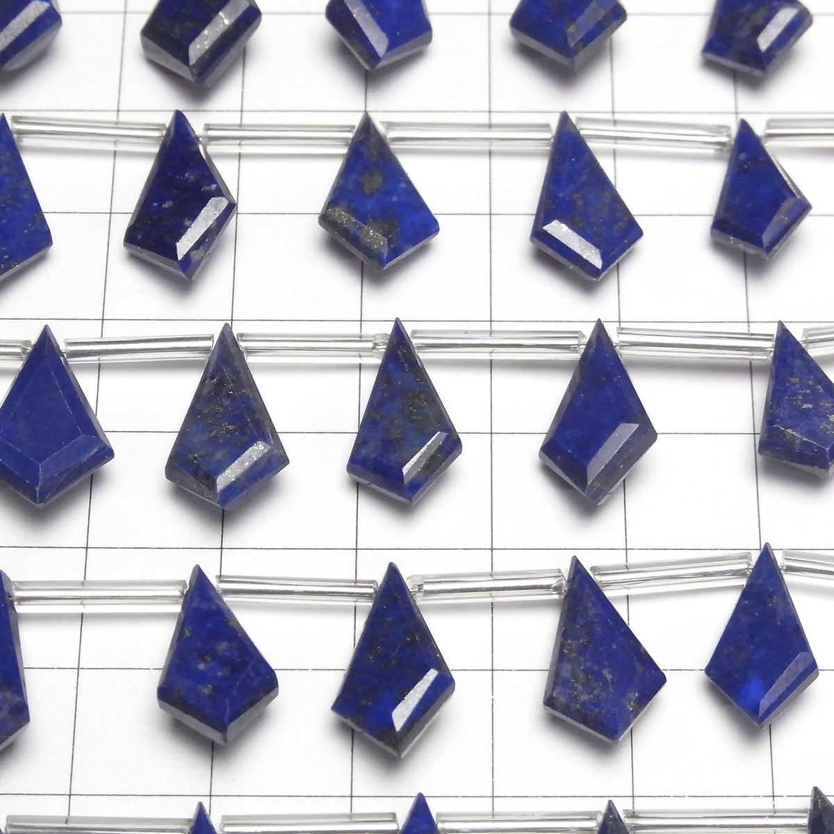 High Quality Lapislazuli AA++ Deformed Diamond Faceted 1strand beads (9pcs)