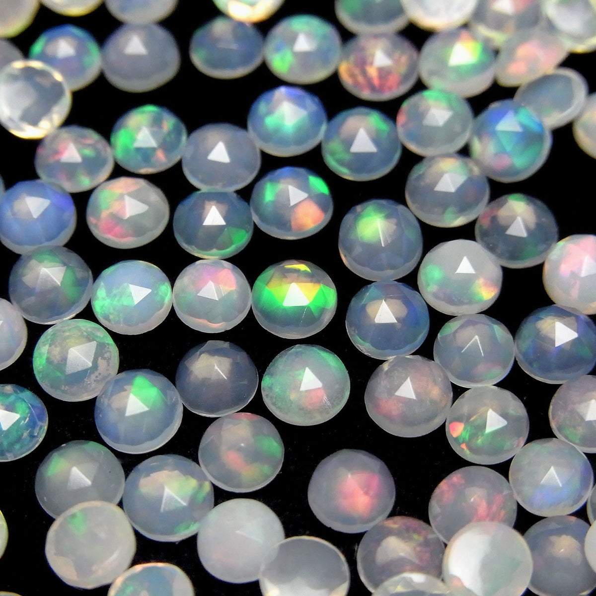 Hohe Qualität! Äthiopischer Opal AAA- Runde Rosenschliff 4x4x2mm 10 Stück
