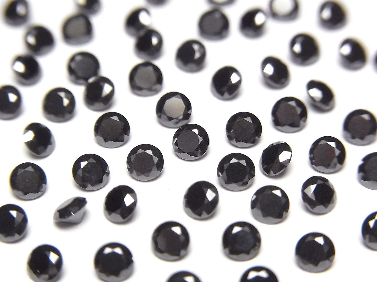 莫桑石 AAA 圓形刻面裸石 3x3mm [黑色] 5顆