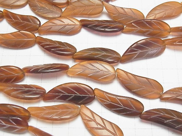 Buffalo Horn Leaf 33x13x4mm Brown half or 1strand (12pcs )