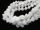Cracked Crystal Die 16 x 16 x 16 half or 1 strand beads (aprx.15 inch / 36 cm)