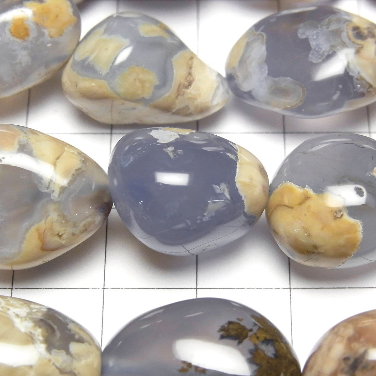 Natürliche Farbe blauer Chalcedon AA Muttergestein Nugget 1 Strang Perlen (ca. 15 Zoll / 37 cm)