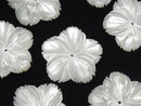 [Video] High Quality White Shell (Silver-lip Oyster) AAA Flower 30mm Center Hole 1pc