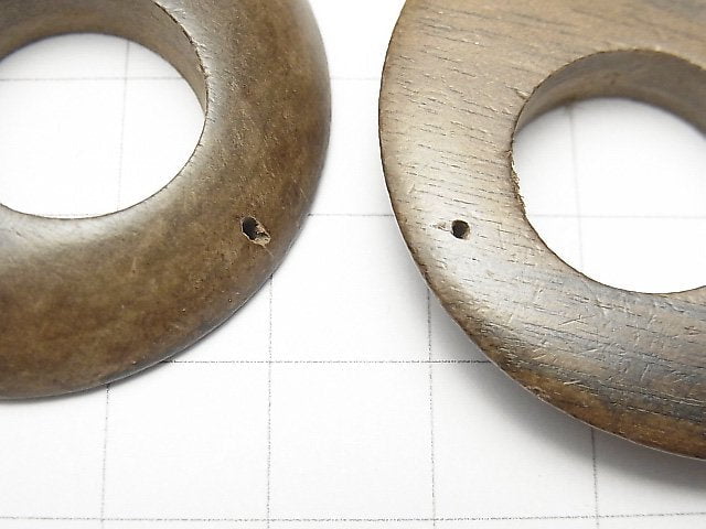 2 pcs $2.79! Gray wood Coin (donut) 40 x 40 x 6 mm 2 pcs