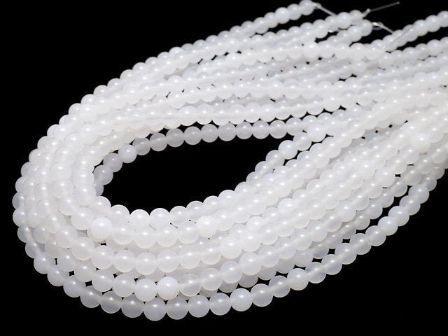 1strand $4.79! White Chalcedony AAA Round 6mm 1strand beads (aprx.15inch / 37cm)