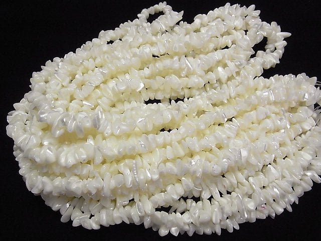 Mother of Pearl MOP White Chips (Small Nugget) 1strand beads (aprx.31inch/78cm)