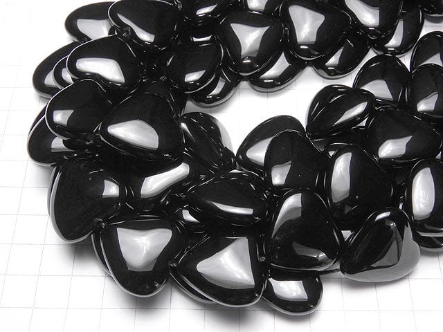 [Video] Onyx Heart 25 x 25 x 9 mm half or 1 strand (apr x 14 inch / 34 cm)