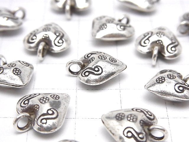 Karen Silver Patterned Heart Motif Charm 15x12x6mm 1pc