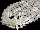 [Video] High-quality white shell openwork motif, 13x13x2mm, 1/4 or 1 strand beads (approx. 15 inches/37 cm)
