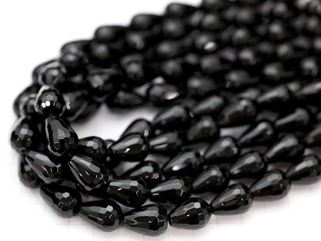 Onyx  Vertical Hole Faceted Drop 18x13x13mm half or 1strand beads (aprx.15inch/36cm)