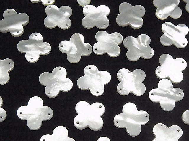 [Video] High quality White Shell (Silver-lip Oyster) Flower motif [2 holes] 13 mm, 16 mm, 18 mm 1 pc