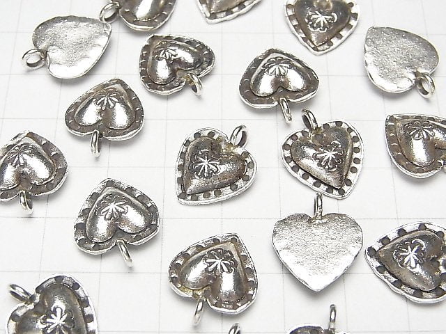 Karen Silver Patterned Heart Motif Charm 18x14x3mm 1pc