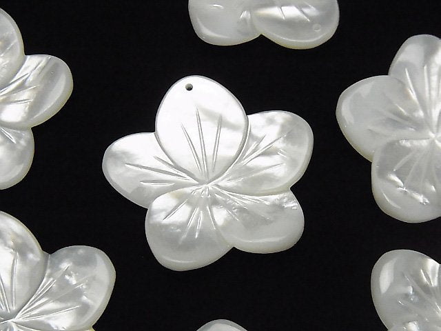 Flower, Mother of Pearl (Shell Beads) Pearl & Shell Beads