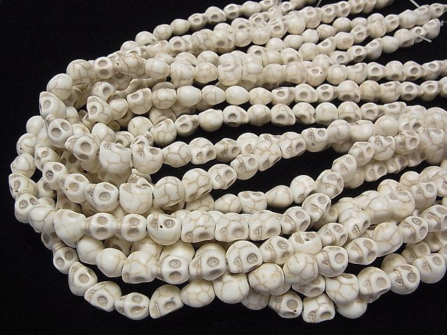 1strand $3.79! Magnesite Skull 10 x 8 x 9 mm 1strand beads (aprx.15 inch / 36 cm)