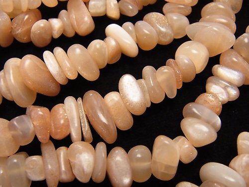 Chips, Moonstone Gemstone Beads