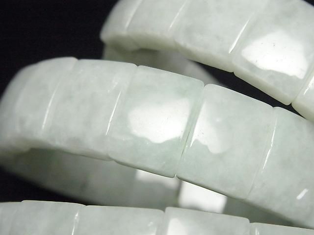 [Video] Burmese Jadeite AAA - 2-hole Rectangle 15x12x6mm 1-strand (Bangle Bracelet)
