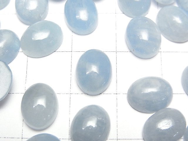 [Video] Namibia Aquamarine AAA- Oval Cabochon 10x8mm 2pcs