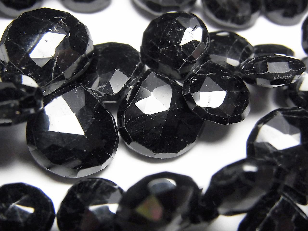 Tourmaline noire de haute qualité AAA - Gradation de taille de perles briolettes à facettes marron : Demi ou 1 rang de perles (environ 18 cm)