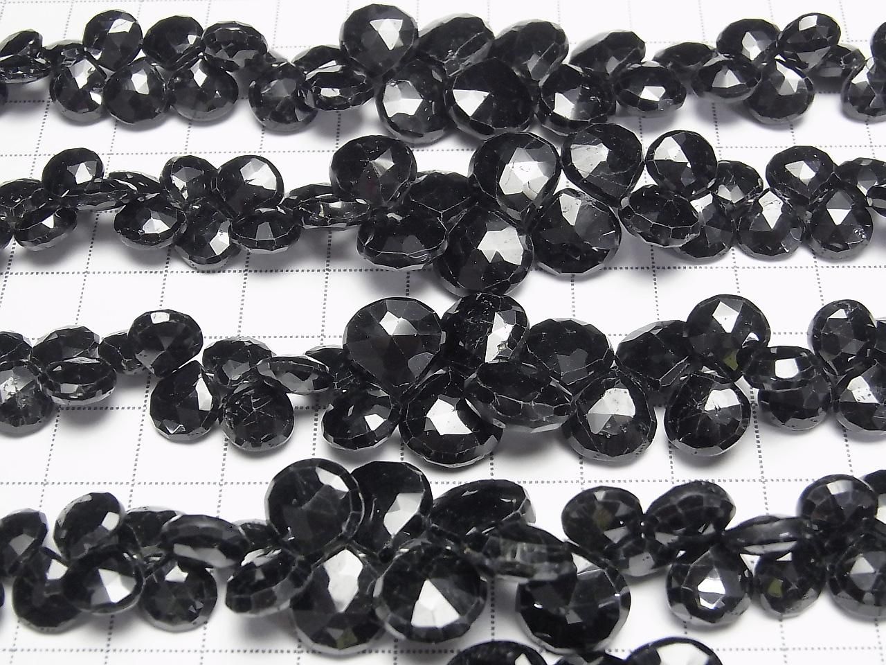 Tourmaline noire de haute qualité AAA - Gradation de taille de perles briolettes à facettes marron : Demi ou 1 rang de perles (environ 18 cm)