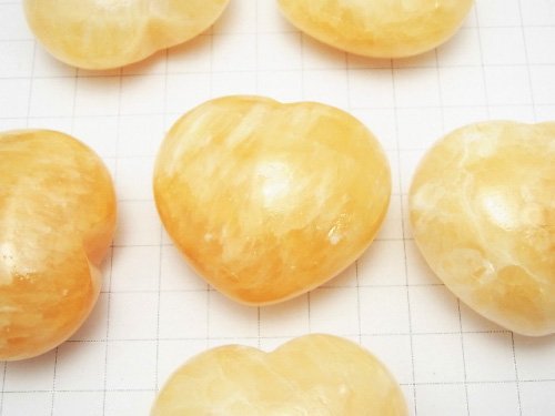 1pc $5.79! Yellow Calcite Undrilled Heart 40 x 45 x 25 mm 1 pc