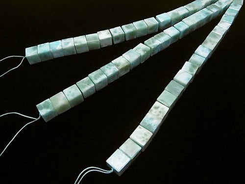 Larimar Pectolite AA++ Cube 10x10x10 half or 1strand beads (aprx.7inch/18cm)