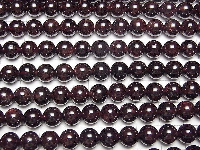 Garnet AA+ Round 8mm half or 1strand beads (aprx.15inch/37cm)