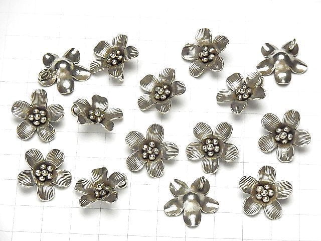 Karen Silver Flower Charm 19x19x6mm 1pc