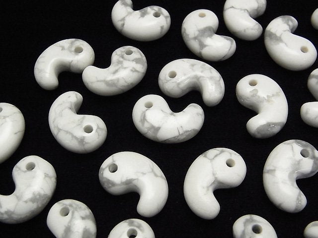 Howlite Magnesite  Comma Shaped Bead  18x12mm 3pcs