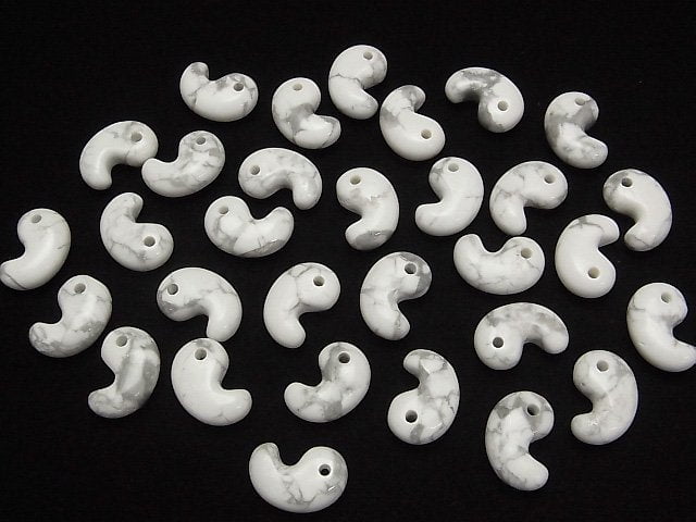 Howlite Magnesite  Comma Shaped Bead  18x12mm 3pcs