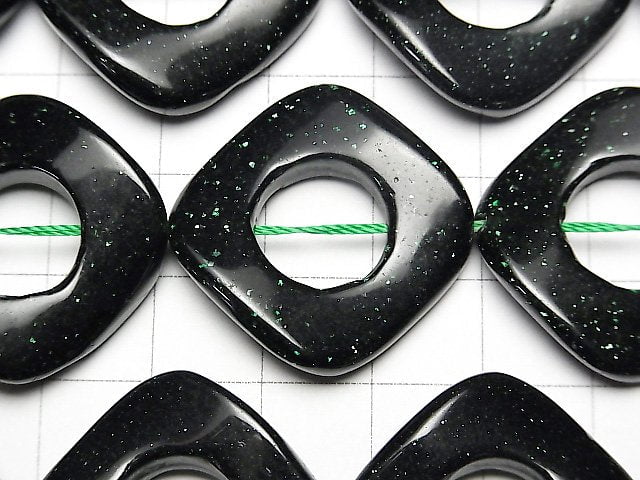 [Video] Green Goldstone Twist Diamond (Donut) 28x28x4mm half or 1strand beads (aprx.15inch/37cm)