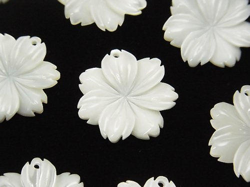 Flower, Mother of Pearl (Shell Beads) Pearl & Shell Beads