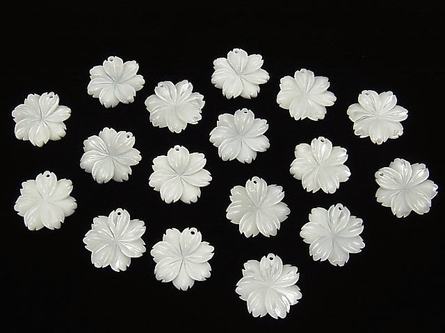 Mother of Pearl MOP AAA White Flower 20mm 2pcs