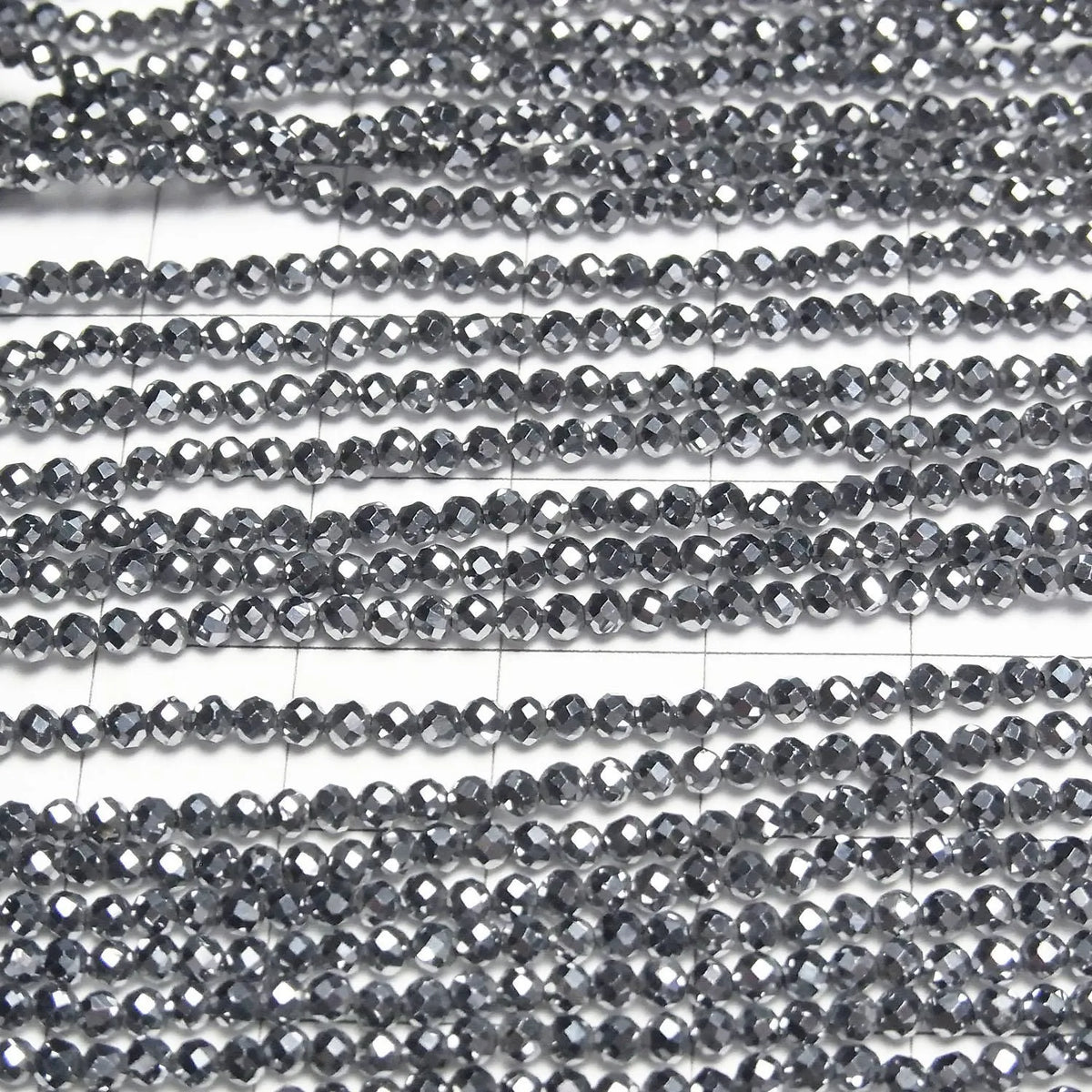 Haute Qualité ! 1 fil 8,79 $ ! Perles Terahertz rondes à facettes 2mm 1 fil (env. 15 pouces/37cm)