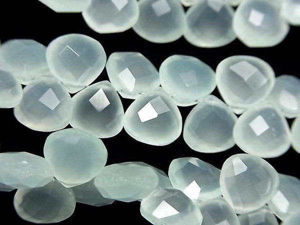 [Video] High Quality Sea Blue Chalcedony Chestnut Faceted Briolette 8x8mm Half or 1 Strand (26pcs)
