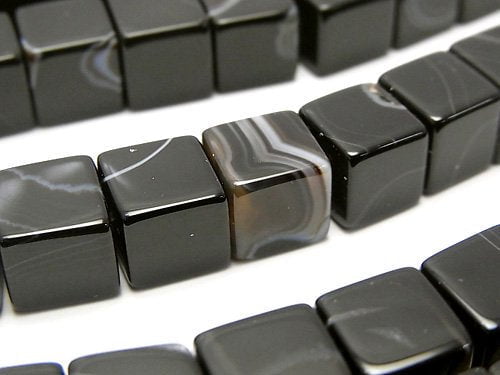 Striped Onyx Cube 10x10x10mm half or 1strand beads (aprx.15inch/36cm)