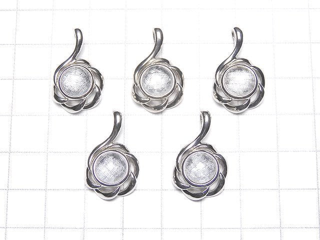 Meteorite (Muonionalusta) Flower Motif Pendant 15x15x7mm 1pc
