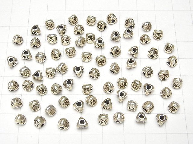 Karen Silver Triangle Roundel 5x5x4mm 2pcs