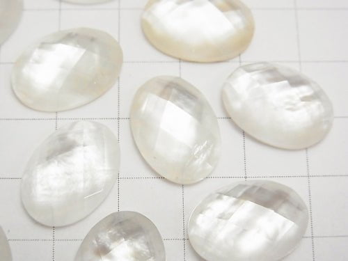 White Shell x Crystal AAA- Oval Faceted Cabochon 18x13mm 3pcs